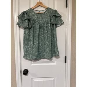 Green ruffled sleeve shirt